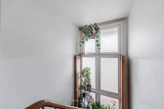 Additional image 22 of 502 Midland Ave