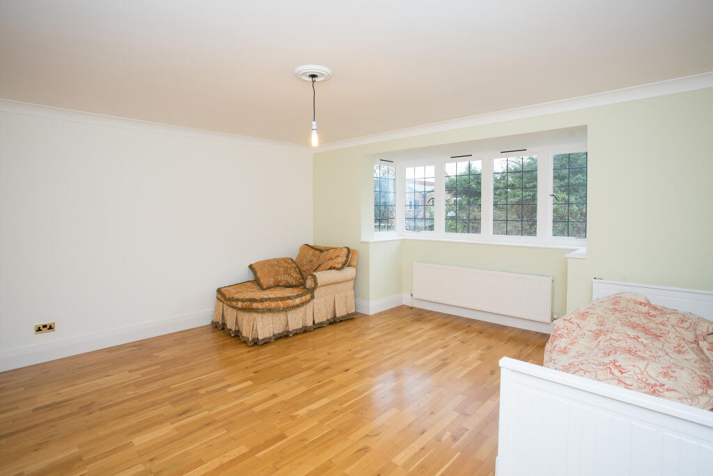 Additional image 17 of Marlborough Gate, St Albans, Herts, AL1