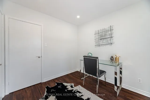 Additional image 20 of 35 Edgemont Dr