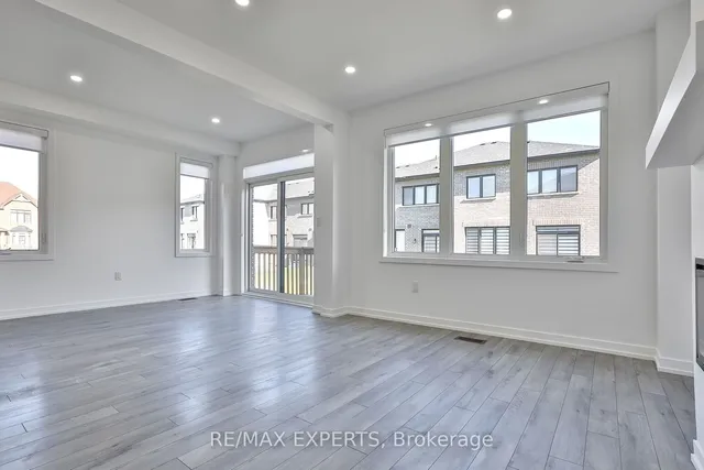 Additional image 16 of 1541 Rose Way