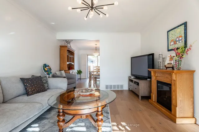 Additional image 9 of 2014 Cavendish Dr