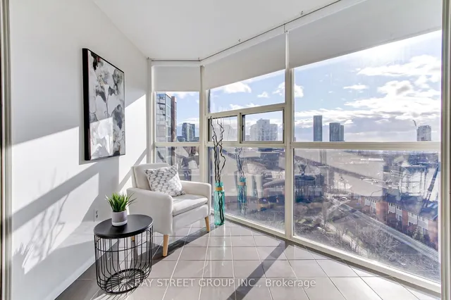 Additional image 22 of 705 King St Unit 913