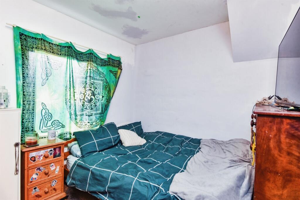 Additional image 8 of Cole Road, Bruton