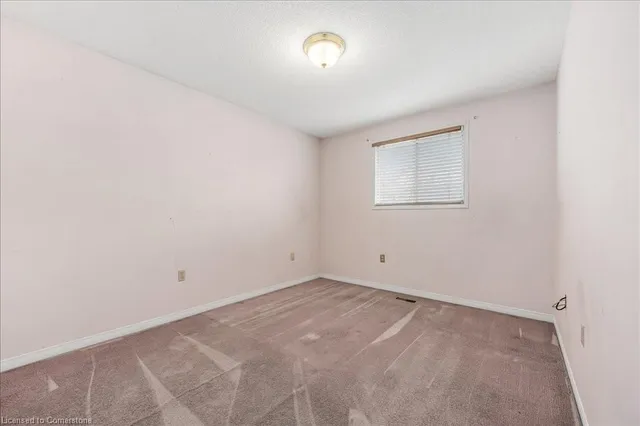 Additional image 20 of 84 Chelsea Cres