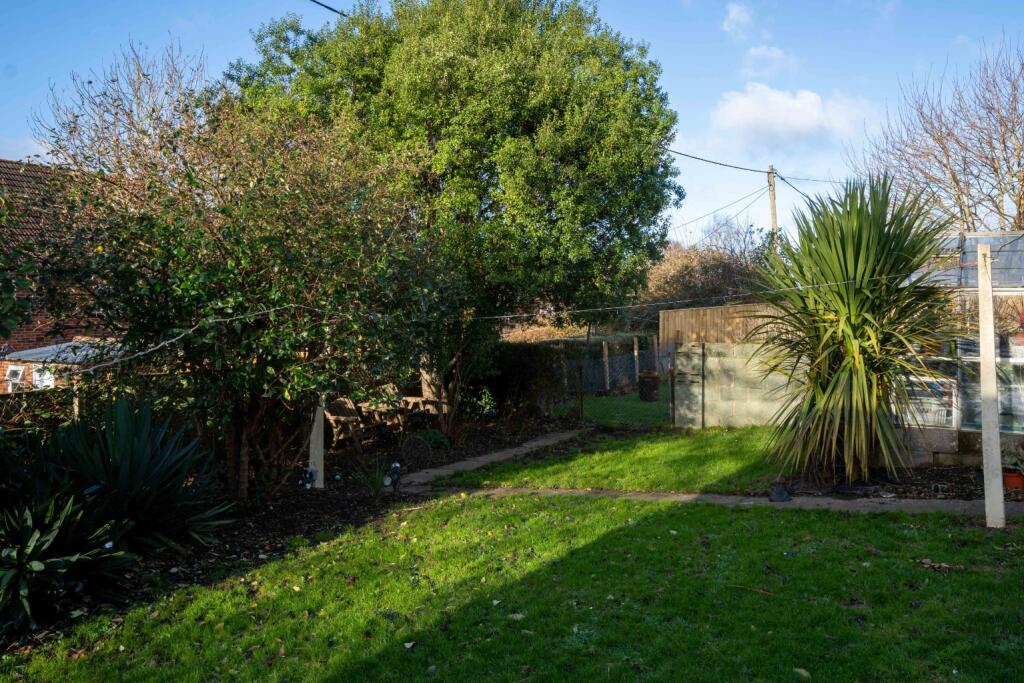 Additional image 27 of Victoria Park, Castle Cary, Somerset, BA7