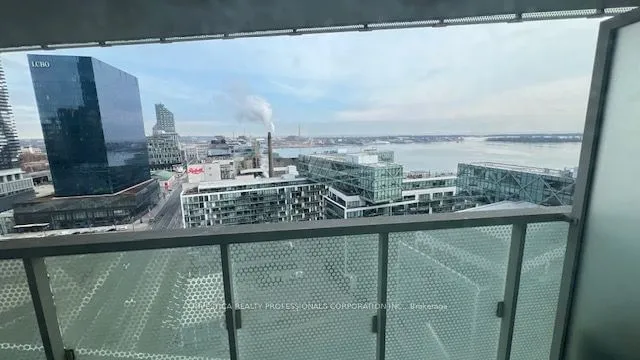 Additional image 16 of 15 Queens Quay Unit 2009