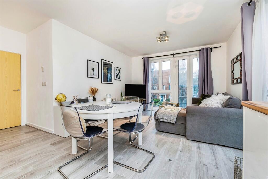 Additional image 10 of Broadwater Road, Welwyn Garden City