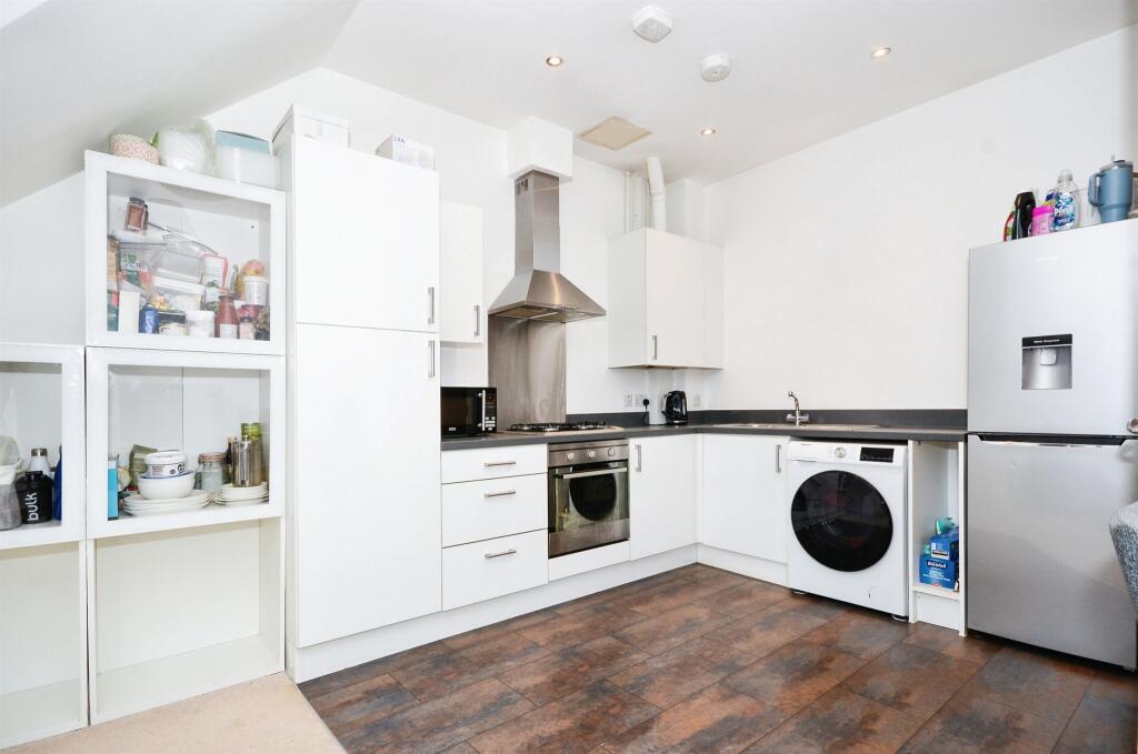 Additional image 4 of Millstone Way, Harpenden