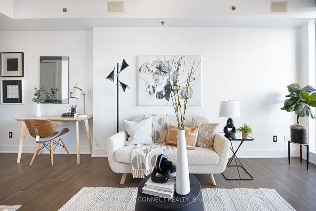 Additional image 10 of 630 Queen St Unit 404