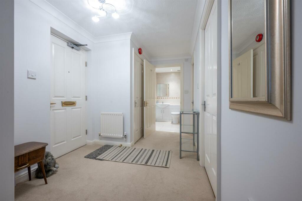 Additional image 5 of Chestnut Walk, Henley-In-Arden