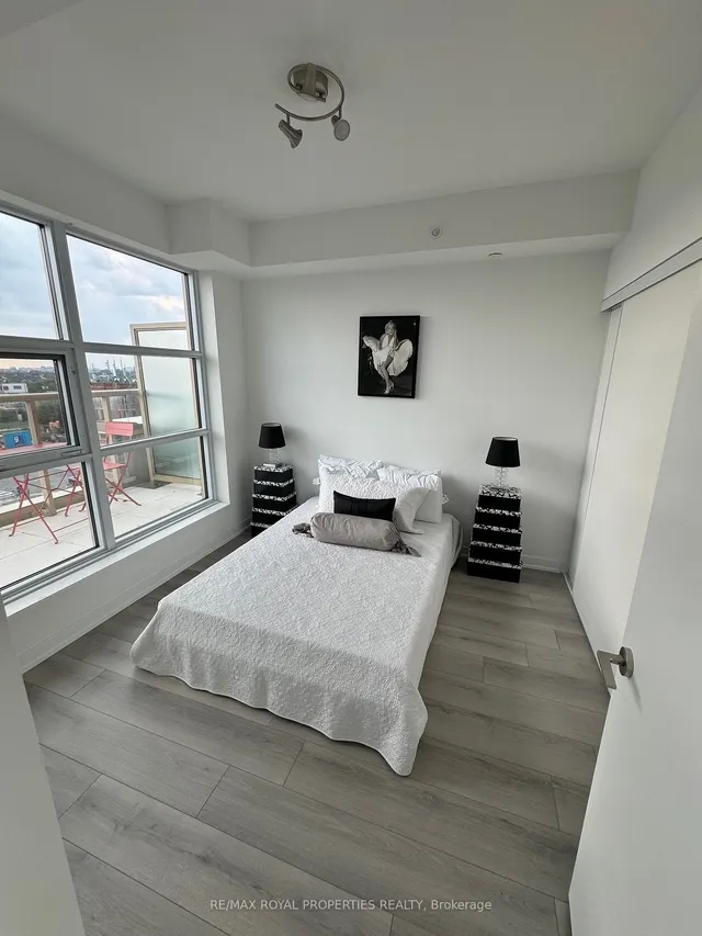 Additional image 3 of 1787 St Clair Ave Unit 509