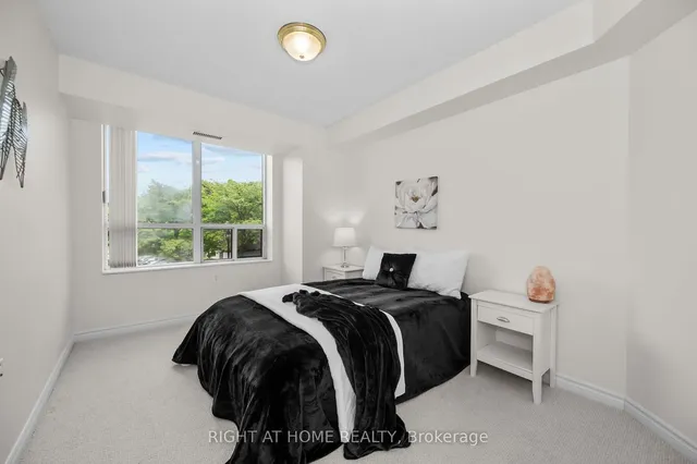 Additional image 19 of 100 Burloak Dr Unit 1214