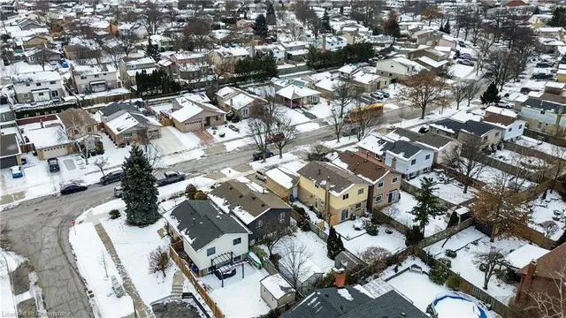 Additional image 45 of 72 Athenia Dr