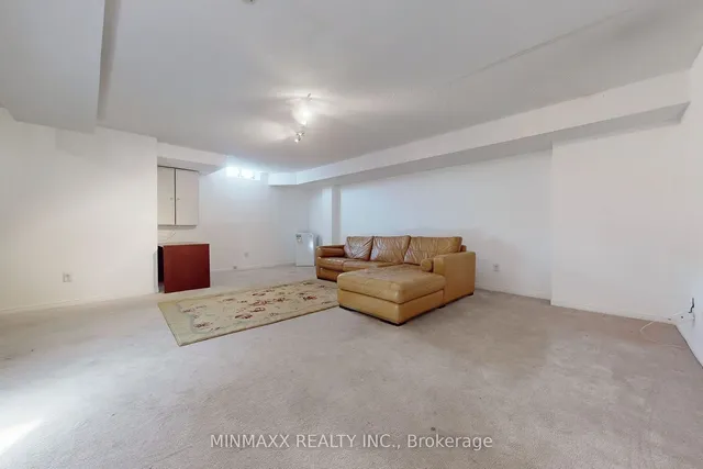 Additional image 33 of 1246 Mowat Lane