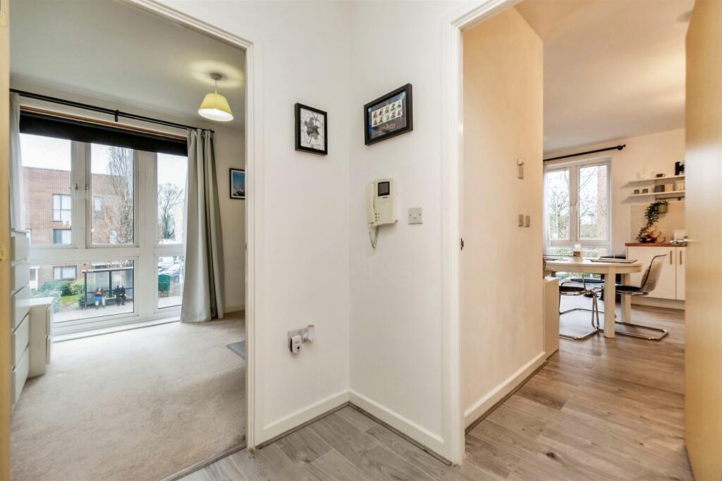 Additional image 8 of Broadwater Road, Welwyn Garden City