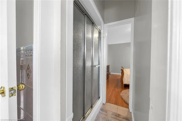 Additional image 21 of 33 Tallman St