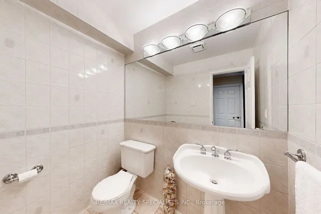 Additional image 14 of 39B Newington Cres