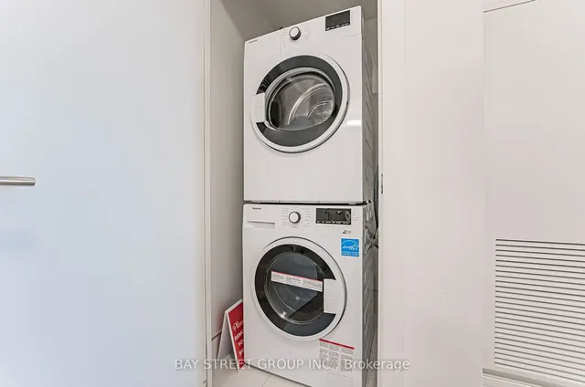 Additional image 22 of 250 Lawrence Ave Unit 526