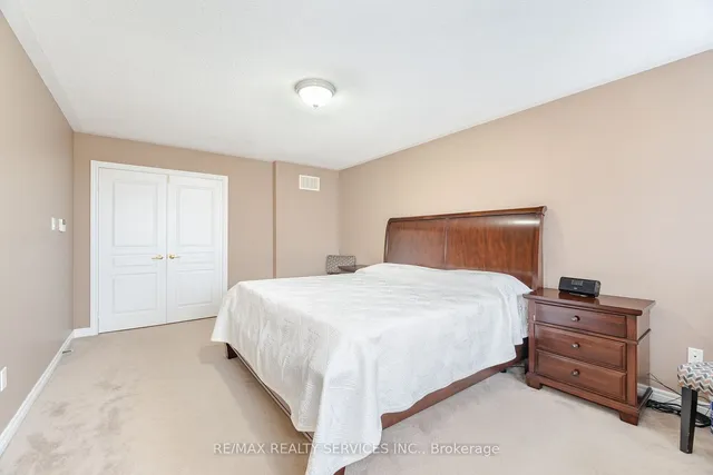 Additional image 15 of 25 Pape Dr