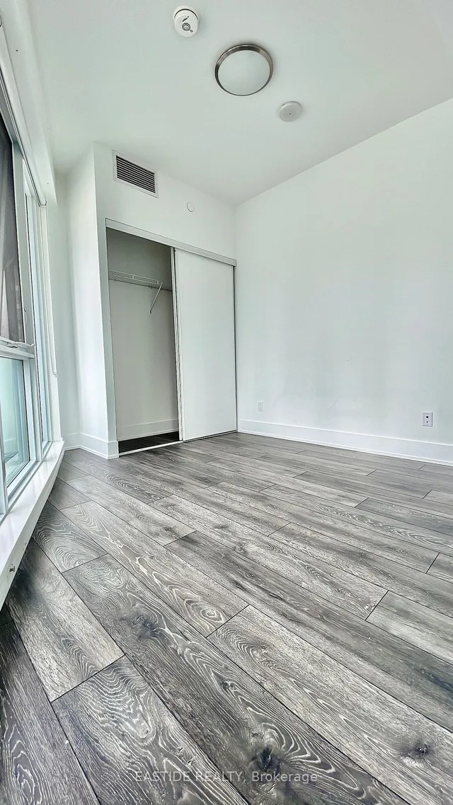 Additional image 12 of 403 Church St Unit 1402