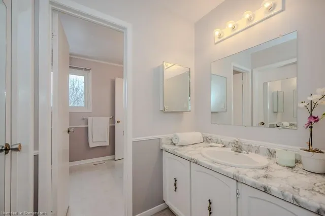 Additional image 17 of 139 Fanshawe Dr