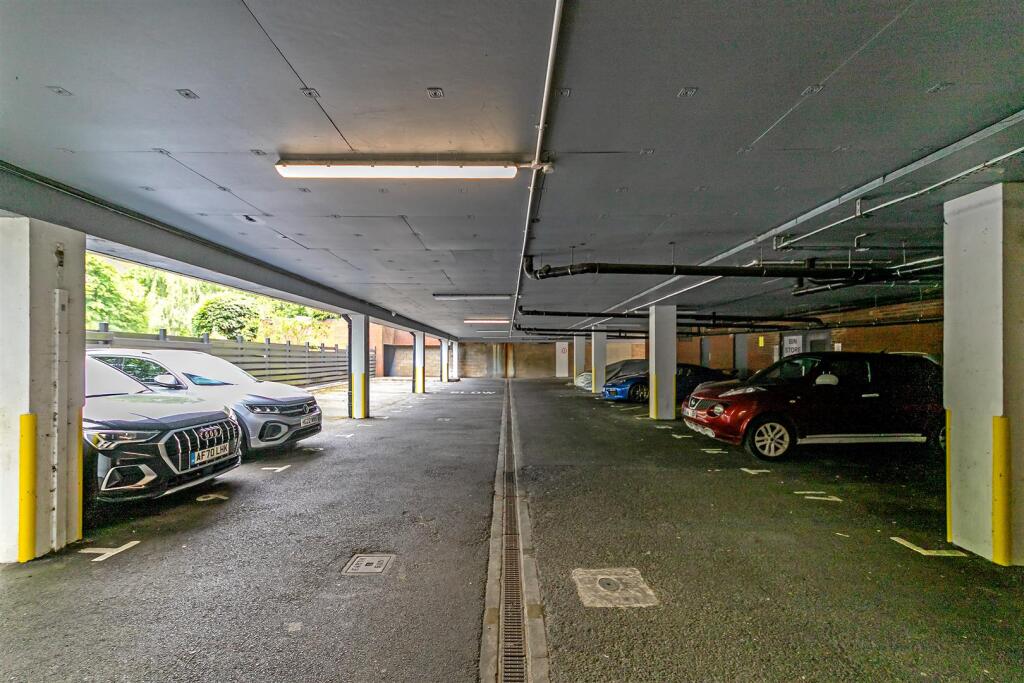 Additional image 12 of Everard Close, St. Albans