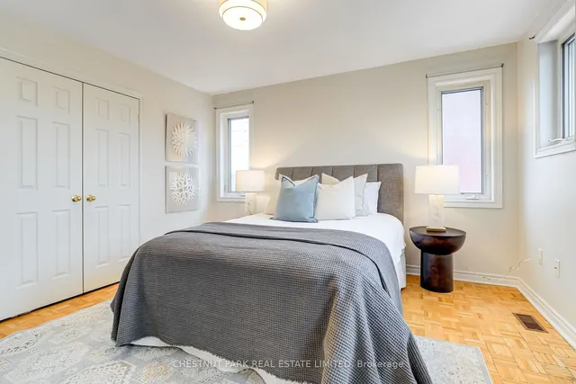 Additional image 15 of 2431 Dufferin St