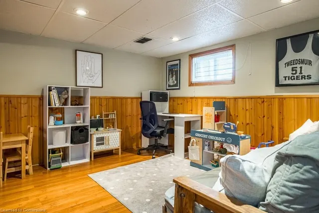 Additional image 36 of 86 East 27th St