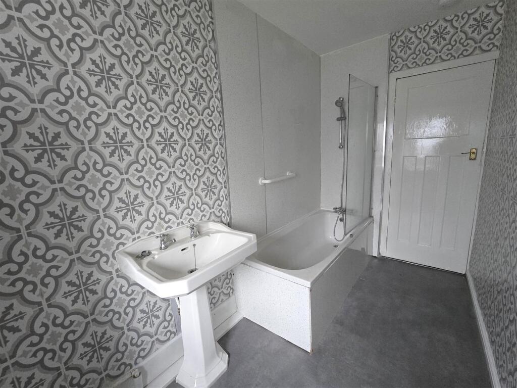 Additional image 6 of Burnley Road, Colne