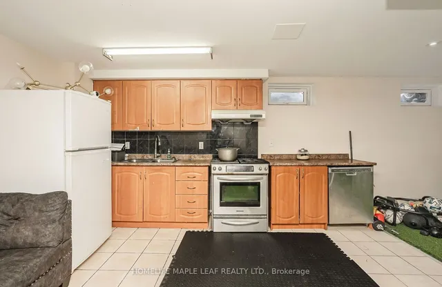 Additional image 31 of 1 MADRONNA Gdns