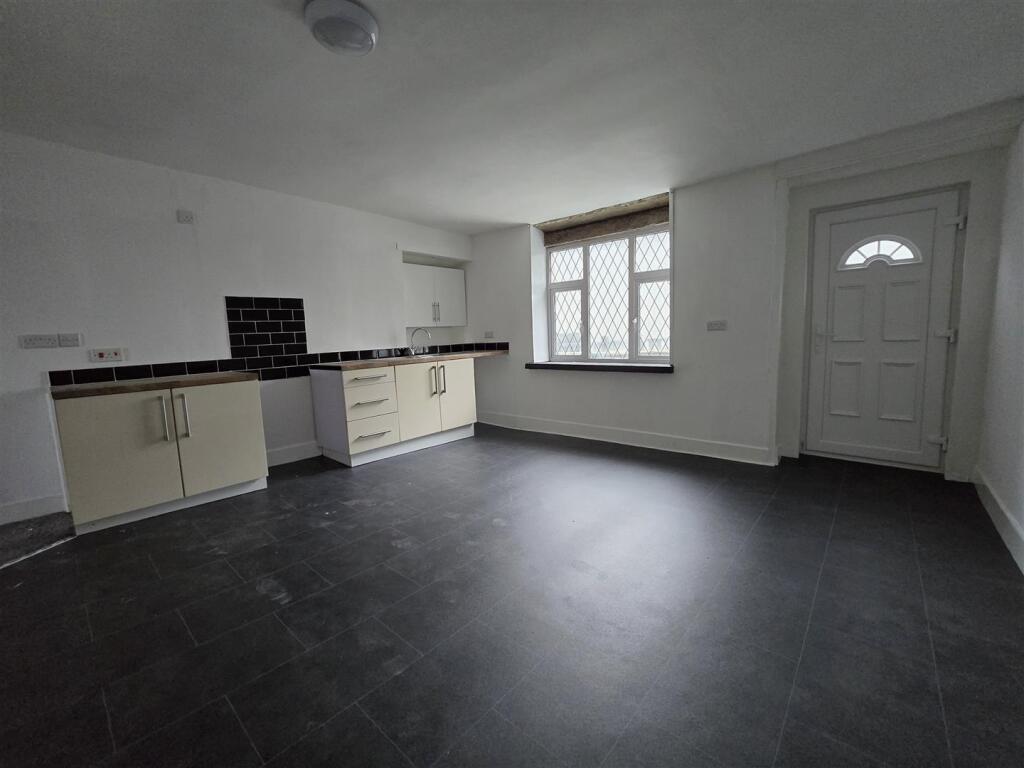 Additional image 9 of Burnley Road, Colne