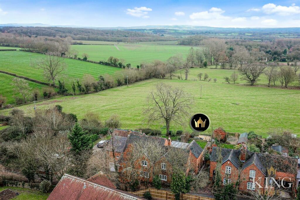 Additional image 23 of Church Bank, Temple Grafton