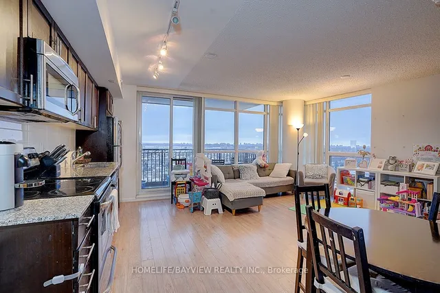 Additional image 8 of 800 Lawrence Ave Unit 1723