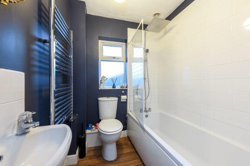 Additional image 10 of Holt