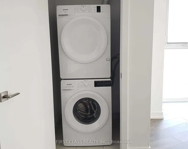 Additional image 9 of 159 Wellesley St Unit 2710