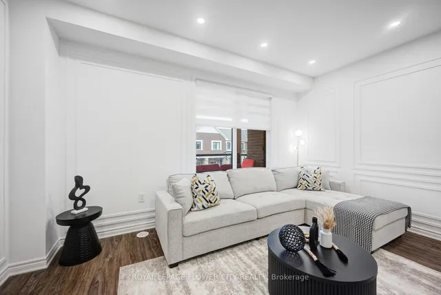 Additional image 18 of 1567 Moira Cres