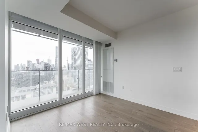 Additional image 5 of 50 Wellesley St Unit 3708