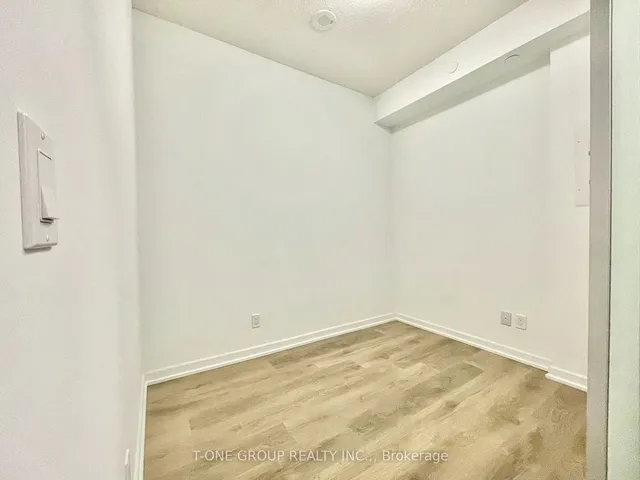 Additional image 4 of 36 Forest Manor Rd Unit 706