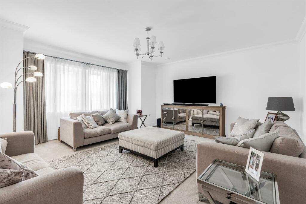 Additional image 3 of Butterwick Way, Welwyn