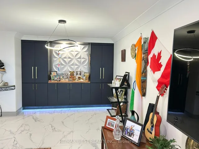 Additional image 8 of 3 Rowntree Rd Unit 1210