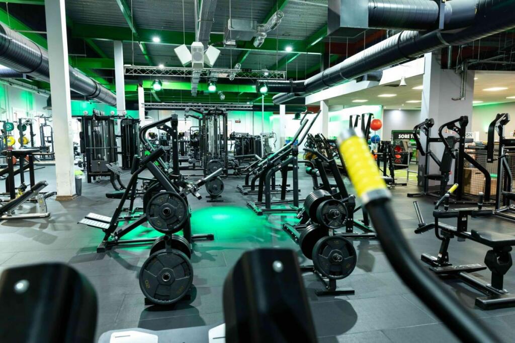 Additional image 2 of 4E The Quadrant Alcester Street, Redditch, Worcestershire, B98 8AE