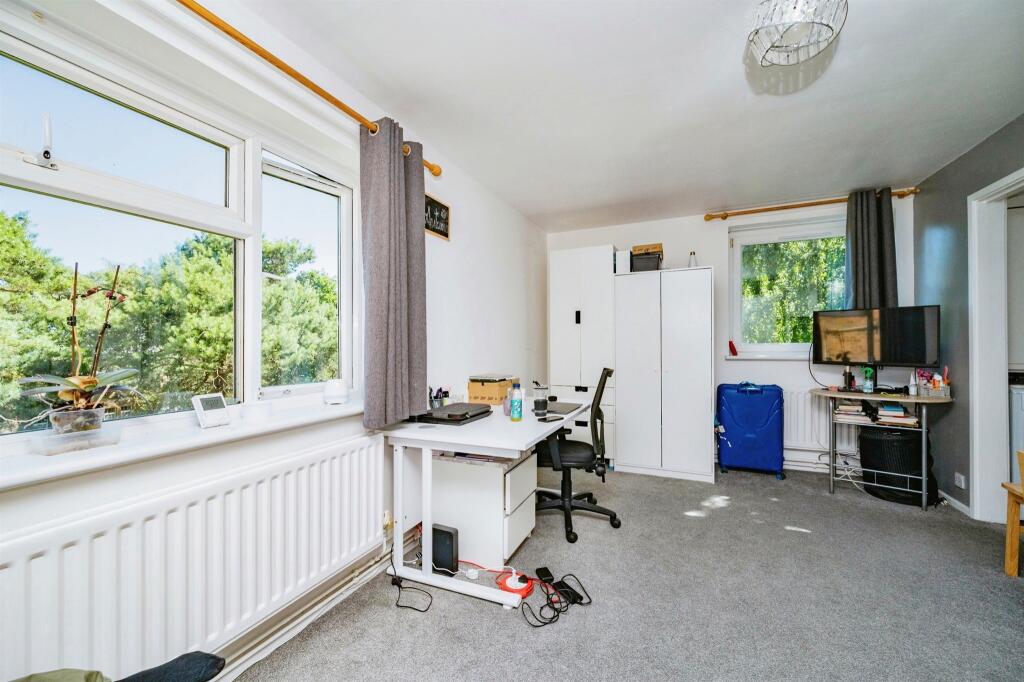 Additional image 5 of Hollybush Lane, Welwyn Garden City