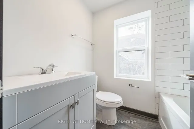 Additional image 30 of 32 Britannia Ave