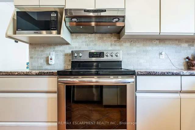 Additional image 13 of 2014 Cavendish Dr