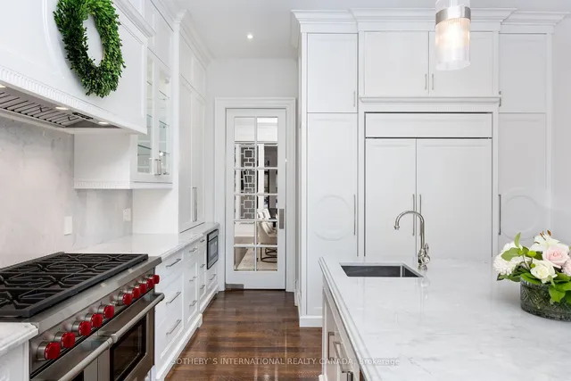 Additional image 10 of 22 Hillhurst Blvd