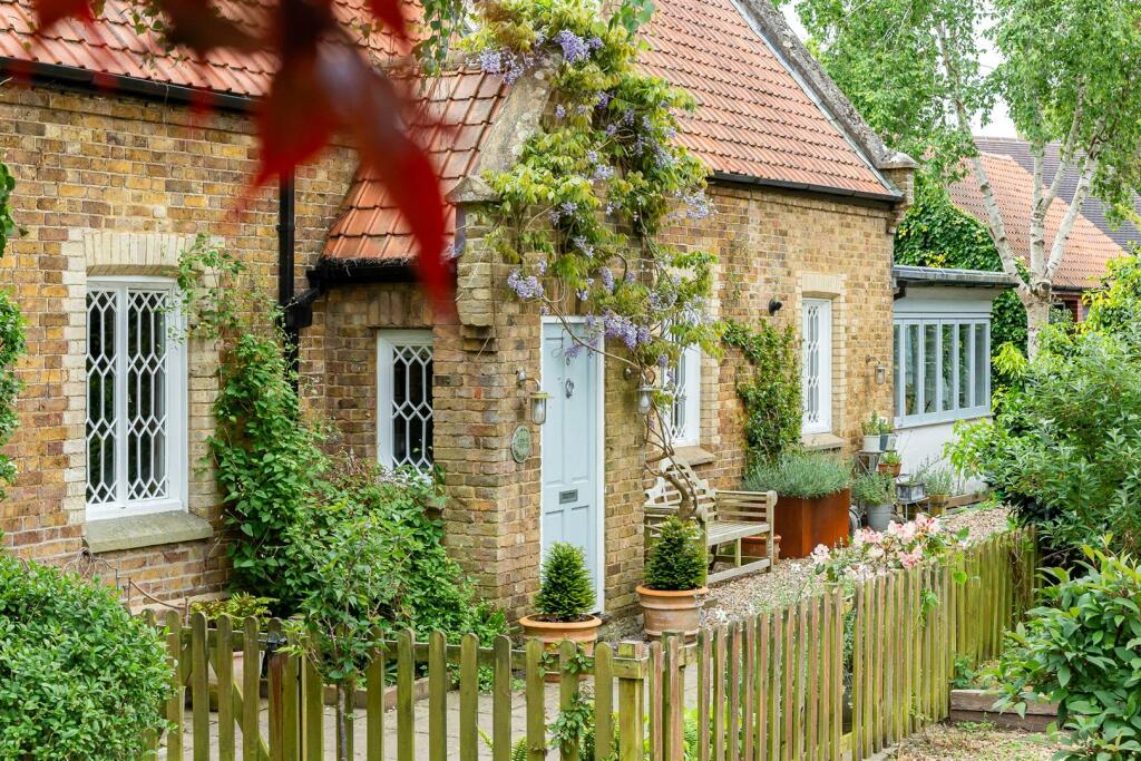 Additional image 23 of Lower Green, Tewin, Welwyn