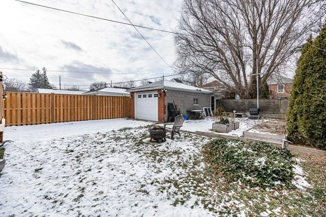 Additional image 38 of 42 Martin Rd