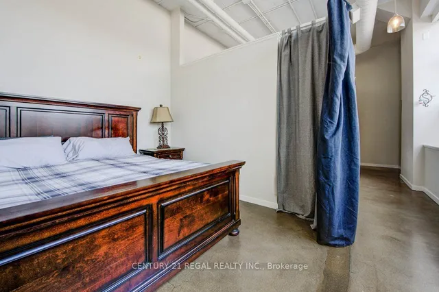 Additional image 8 of 404 King St Unit 102