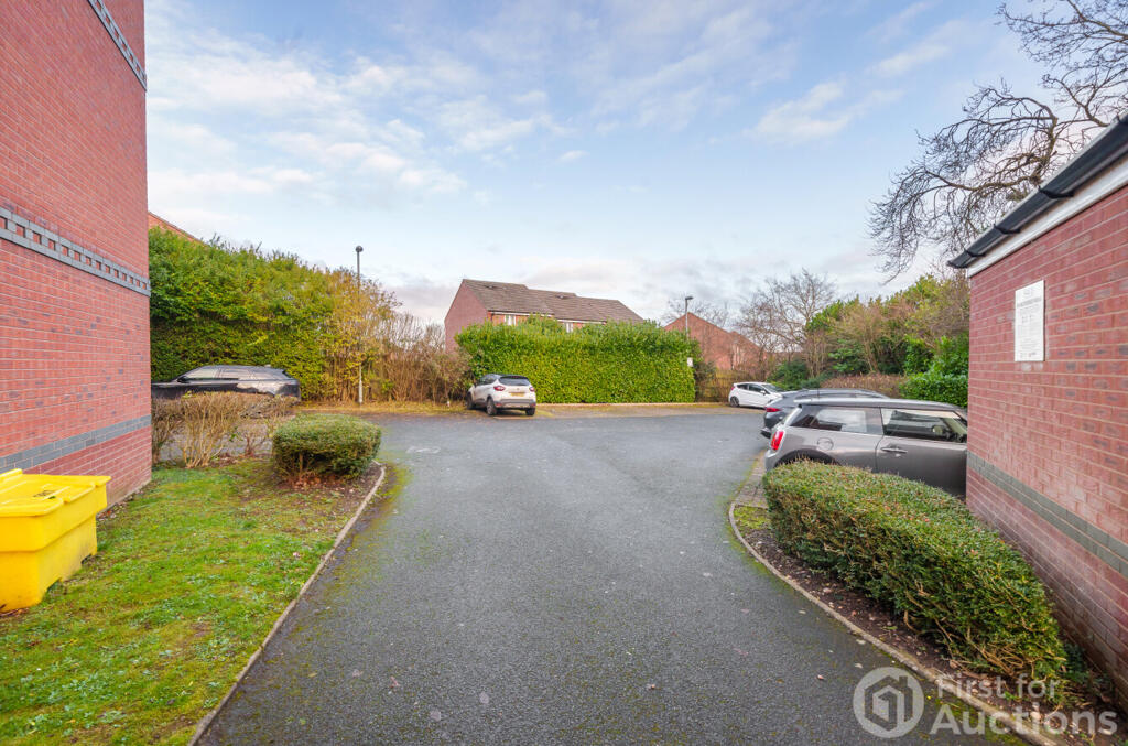 Additional image 12 of Lea Green Drive, Wythall, Birmingham