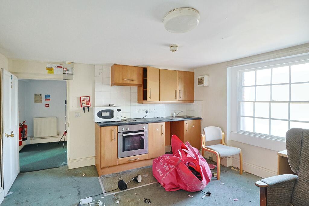 Additional image 6 of 14 The Halve, Trowbridge, Wiltshire BA14 8SD